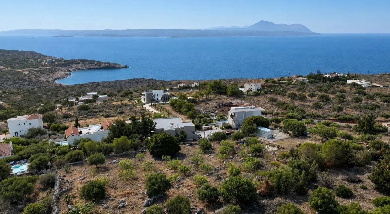 Land plot in Kokkino Chorio